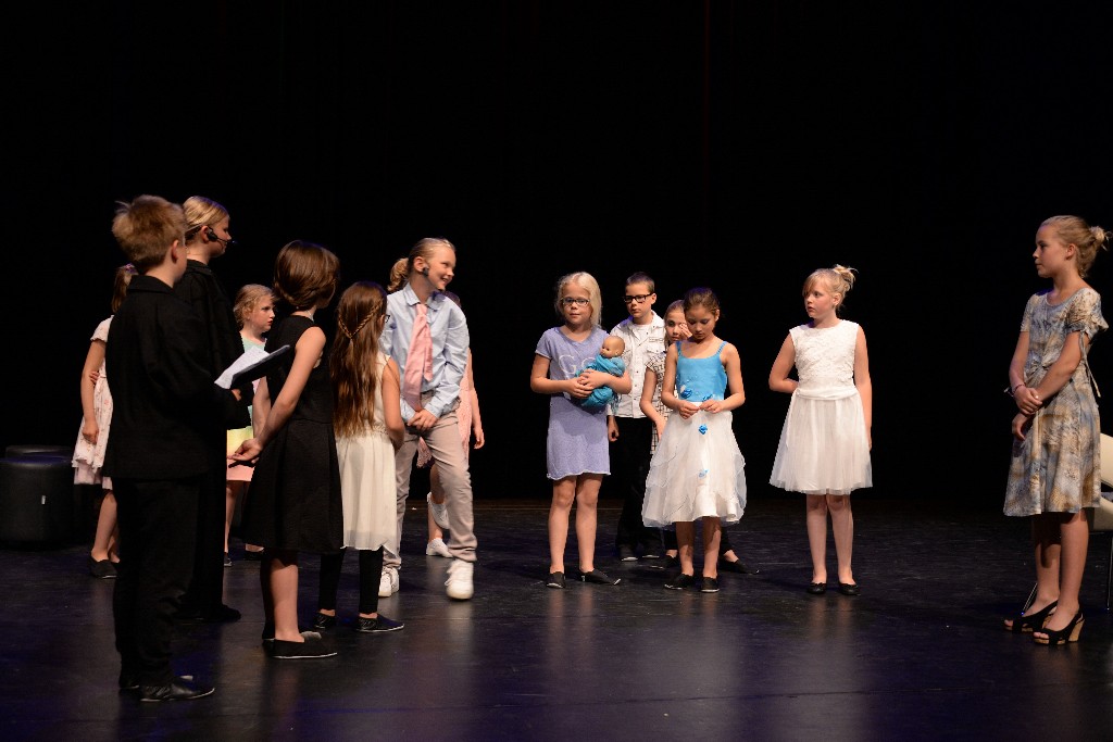 ../Images/Musical Nanny de Vries 222.jpg
